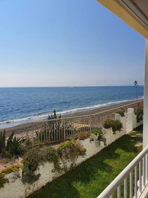 Front Mer - Sublime Appartement Moderne Et Confortable Estepona Exterior photo